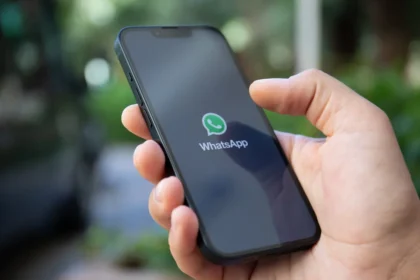 whatsapp ios surumune sabitlenen mesaj bildirimi ozelligi geldi
