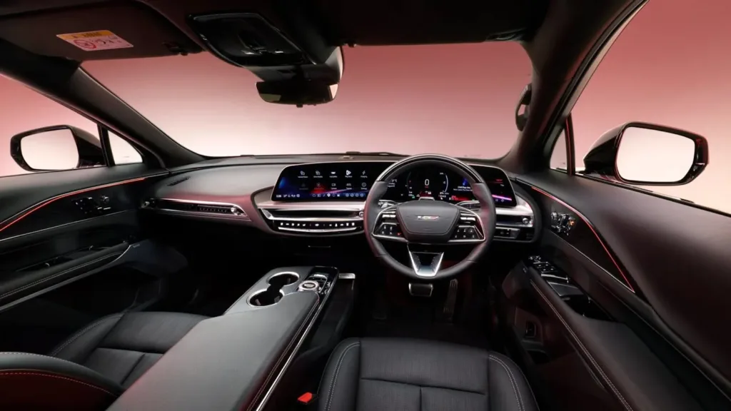 RHD Cadillac Lyric-V; GM tarafından.