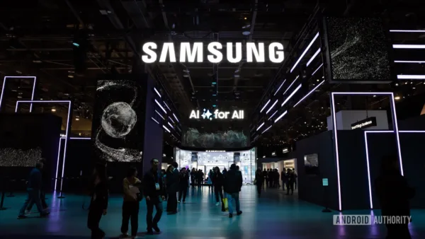 ABD’de Apple, Samsung ve Google’a uzamsal ses davası açıldı