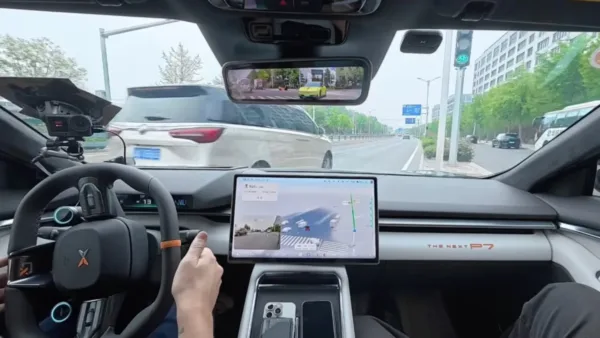 XPeng otonom sürüş teknolojisini satıyor, Tesla’ya kapı kapalı