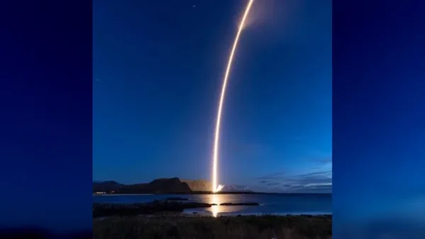Isar Aerospace Spectrum roketinin fırlatılışı görüntüsü