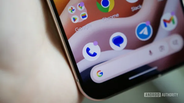 Google, Telefon uygulamasında eleştirilen değişikliği geri alabilir