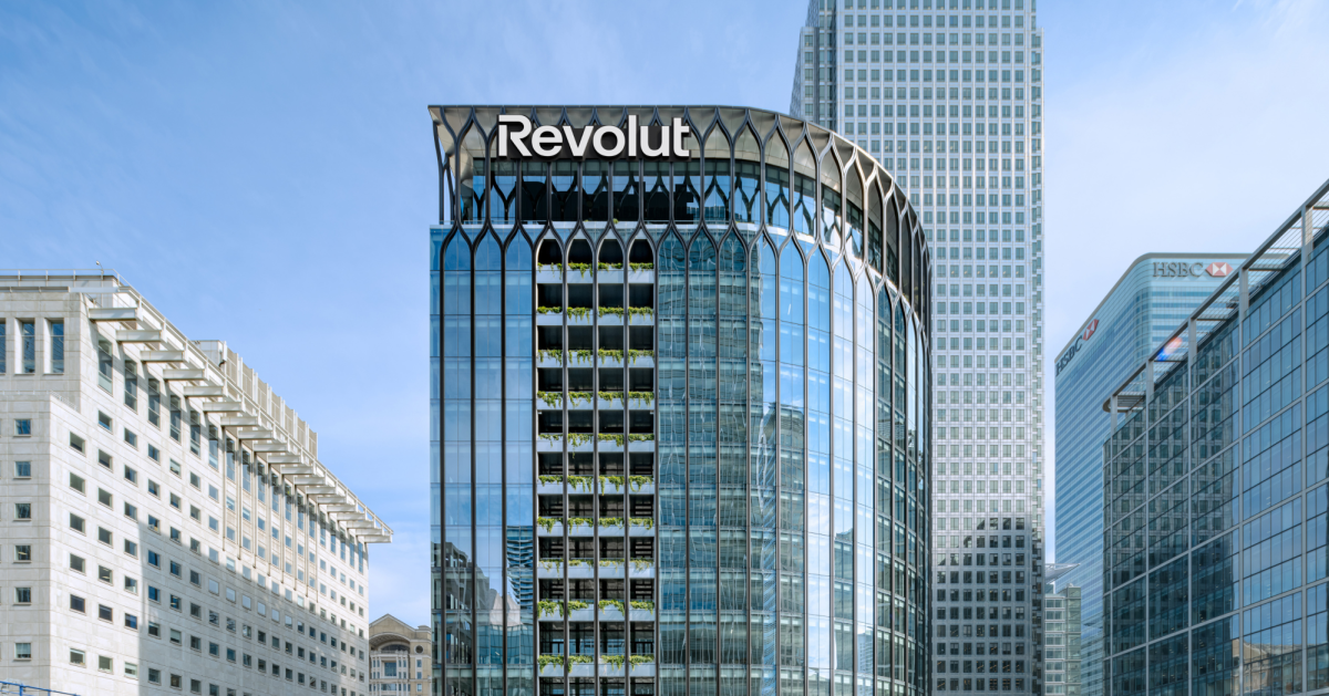 Revolut mobil bankacılık uygulaması ve veri güvenliği uyarısı temsili görseli