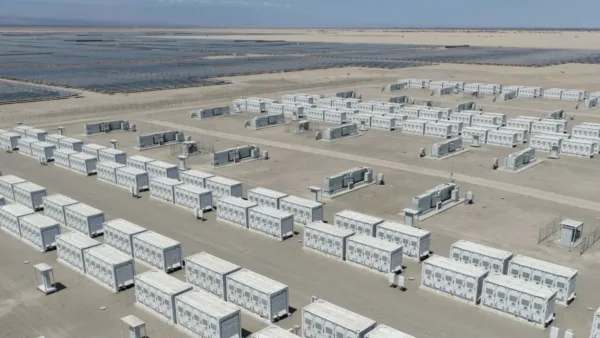 Tesla, Arizona’da dev güneş ve batarya tesisinden elektrik alacak